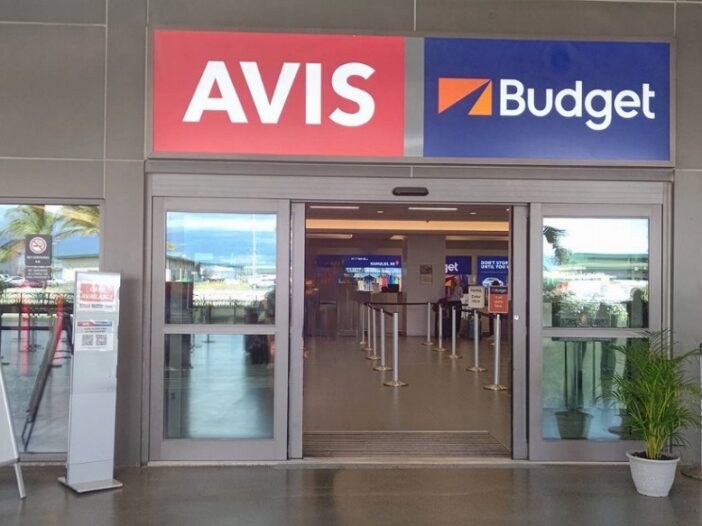 AVISレンタカー カフルイ空港営業所 入口