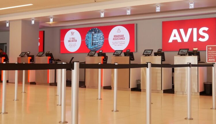 エイビスレンタカー ロサンゼルス空港 受付