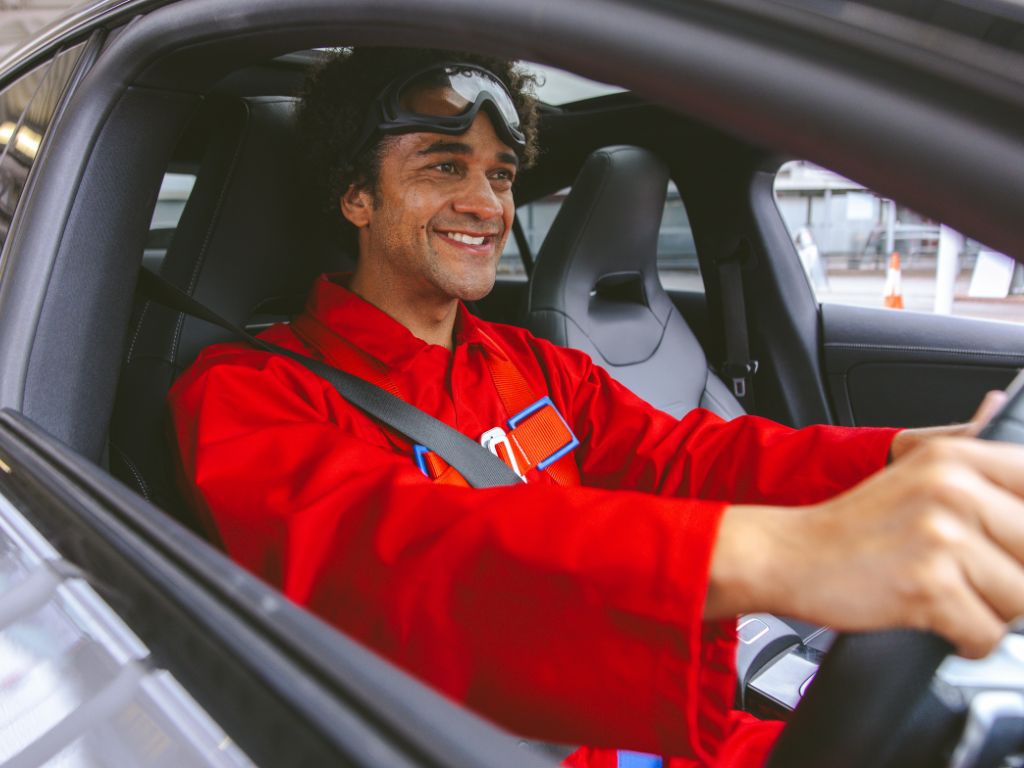 seatbelt_Right-hand drive car